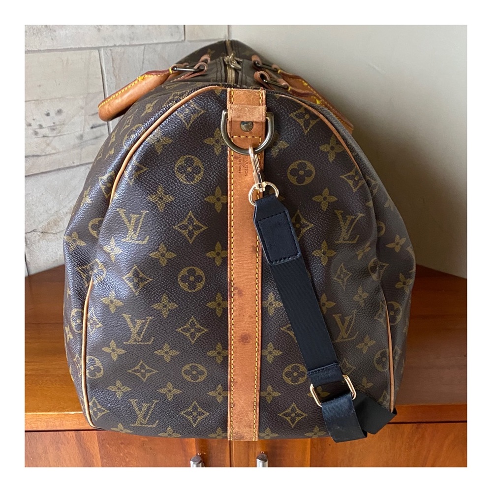 Louis Vuitton Monogram Canvas Keepall Travel Duffel with Vachetta Trim - Picture 4 of 13